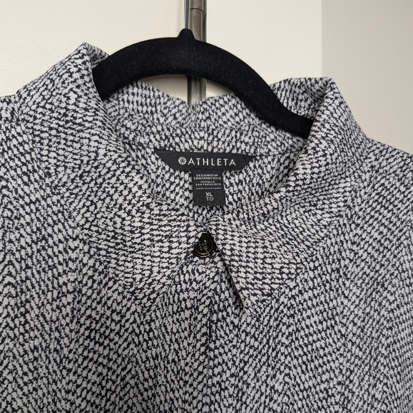 Athleta Gray Button Down Shirt / Shacket for Women - Picture 6 of 7